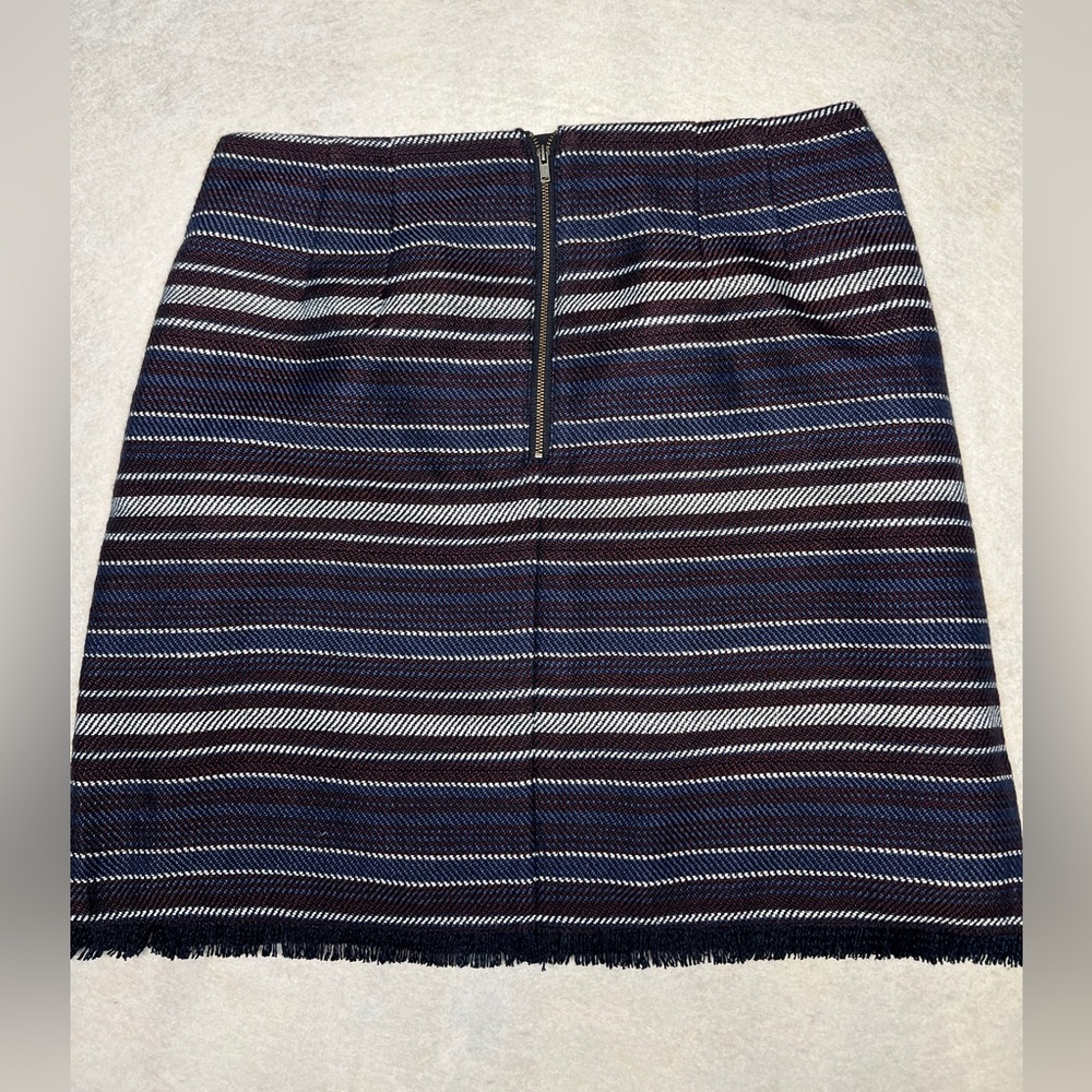 NWOT LOFT Outlet Size 10 Multicolored Frayed Hem Tapestry Mini Skirt - Picture 6 of 7